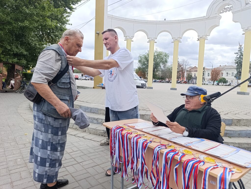 В городском парке «Покровский» состоялась муниципальная инклюзивная спартакиада «Спорт для всех»