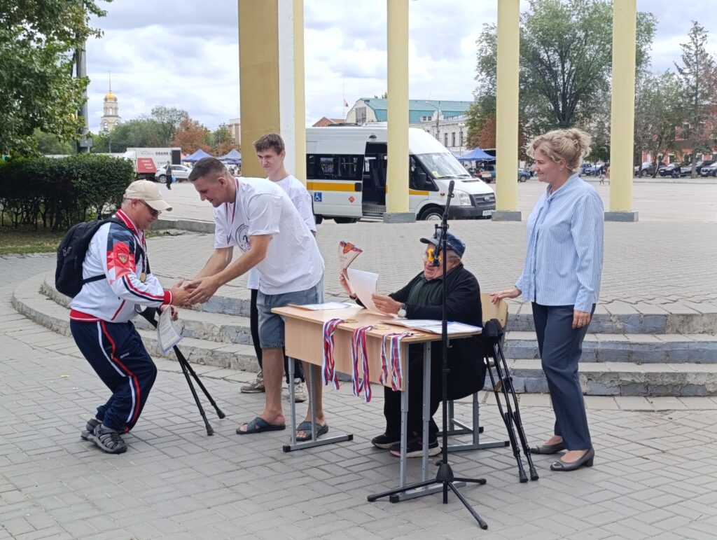 В городском парке «Покровский» состоялась муниципальная инклюзивная спартакиада «Спорт для всех»